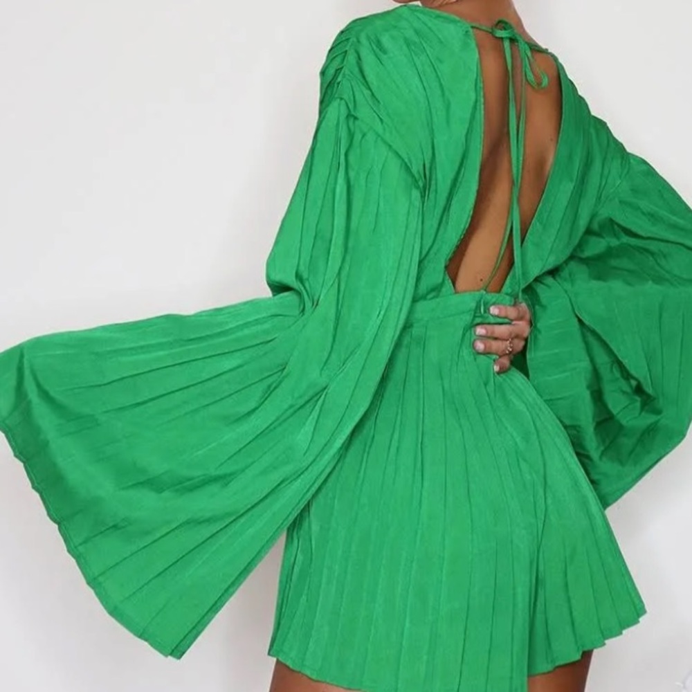 Pretty Little Thing pleated romper